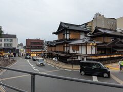 道後温泉本館付近に到着