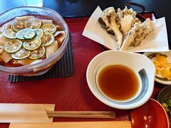 すだちひもかわうどん
舞茸天ぷら美味しかった。