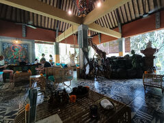 さて、朝食後は一人時間です！ワクワク♪
事前に予約していたスミチャンツアーのカーチャーターでウブドへ。
まずは色んな方の旅行記に登場していたGreen Tara Spaへ。