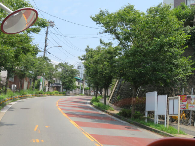 緑の涼し気な（激熱で涼しくなかったけどｗ）上りカーブを行きます