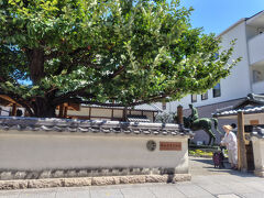 後ろ髪をひかれつつ1時間後に出て、移動すがら秋山兄弟生誕地を眺める。
本当は降りて観光もしたいんだが。。。