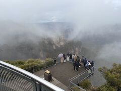 不安的中
スリーシスターズが観えません