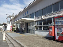 JR江津駅
バスで到着。