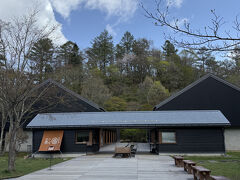 今回のプランには、星野温泉「トンボの湯」フリーパスがついています♪

ブレストンコートのコテージにはユニットバスが付いているけど、ひと昔前の古～いタイプのもので、私たちは使いませんでした。、、、というか使いたくないレベル！
このユニットバスのせいで、我が家はリピは絶対にないな、という感じ。

だから「トンボの湯」に何回も入れて本当に良かったです。
