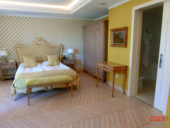 最後のお部屋にピットイン！！
お部屋の中の動線はちと、、という感じですが、よいロケーション！