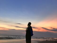 とりあえずレギャンビーチへ
日は落ちたけど綺麗