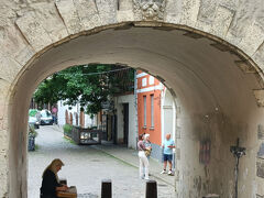 「スウェーデン門」
スウェーデン統治時代に最後に造られた門で現存する唯一の城門