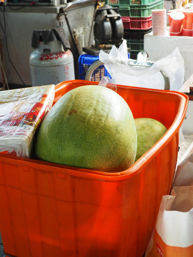 台湾のスイカはこのように巨大です