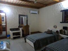 19:45頃にようやくチラスのホテルに到着