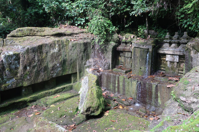 10世紀～12世紀と推測され、発見は1950年<br />永く静かに眠っていたのですね