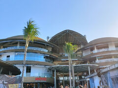 2024年6月にサヌールビーチ沿いにオープンした新しいショッピングモール
アイコン バリ（ICON BALI）に行ってみました。
