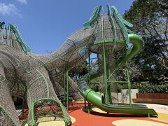 目の前にはキッズが楽しめる遊具