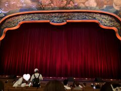 パフェとお店で涼んだあとは、ビッグバンドビートへ
こちらも友人が予約してくれました
席も良い席で予約してくれた友人様々ですね