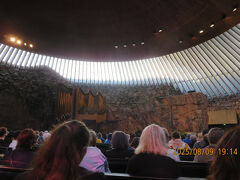 生演奏と歌手男女2人が歌ってくれて、ものすごーく良かったですよ！！
全曲知らないし、シベリウスがフィンランドの作曲家ってこと以外知りませんが興奮！！
