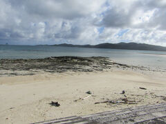 畳石。
この後ガソリンを入れ、宿にレンタルバイクを返却。
2時間半で1100円だった。

