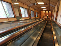ホテル浦島
本館と山上館を繋ぐ全長154m高低差日本一ともいわれる、スカイウォーカーに乗って
