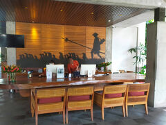 ☆アラヤ リゾート ウブド Alaya Resort Ubud

事前に結婚記念日だと連絡してあったが、受付嬢からアップグレードしてあると告げられた。