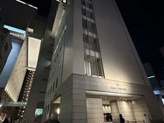 １８時２６分

夜はこれからの時間だけど（笑）ただいま～。
天満からＪＲで１駅、駅すぐそばなので超便利なホテル☆