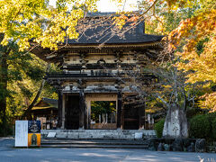 仁王門

こちらから入れば良かったようです…