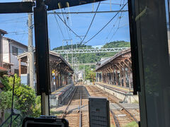 長谷駅
言わずと知れた長谷観音や鎌倉大仏の最寄り駅
観光客の利用でごった返すことも
