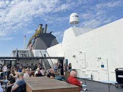 フェリーに乗船
タリンまでは２時間の旅です