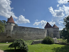 塔と城壁が美しい、マイデンズタワー