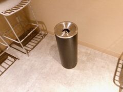 寝過ごした。。
まずは一服