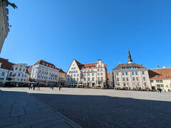 ラエコヤ広場にまた戻ってきてしまいました。
この景色も何度見ても飽きないです。閑静と活気の両方ある魅力的な所です。