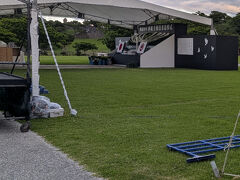 今日は見ることができるが、追悼式当日はシートで隠されてしまう…。