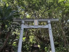 小笠原神社へ。