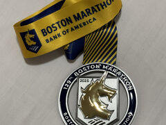 4月ボストンマラソン

完走後の転倒だったからメダルは受け取れました。
完走前だったら･･･と思うと、大ケガだったけれど完走できた事に感謝です。
