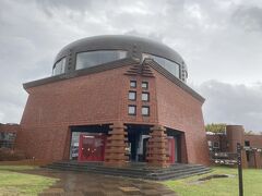 釧路市湿原展望台に来ました。
建物の中は釧路湿原の成り立ちや生息する動植物について学ぶことができ、見学して良かったです。