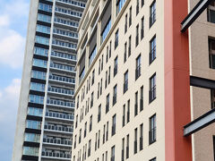 まずはホテルへ
東口から徒歩3分程度の線路沿いにあるホテルココ・グラン高崎へ
