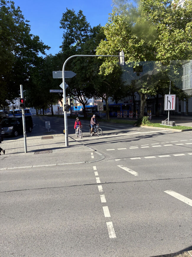 ミュンヘン中心部に入って来ました