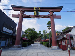 大鳥居はその名の通り巨大です。