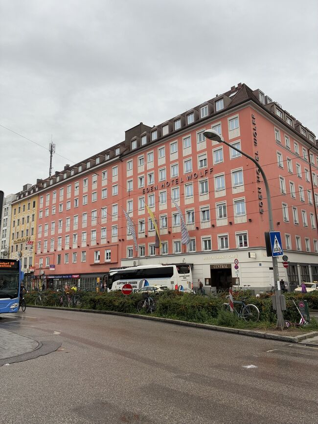 エデンホテル外観<br />(翌朝撮りました)