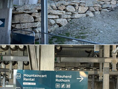 ７,8分でBlauferdに到着。

この先まだ乗り換えてRothornに行けますが、Rothornには２００９年にサンライズツアーで行っているから、今回はエーデルワイスを見るためだけに歩くのでここBlauferdから歩きます。