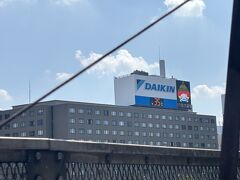 いつものダイキンさん。35℃です。