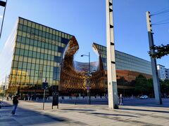 Hyllieで途中下車。
駅前にあるEmporia Shopping Center。