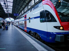 素泊まりなので朝食なし。
7時前にチェックアウトし、駅前COOPで追加のお土産を購入。昨日買ったチョコレートは、成田から自宅までの間に溶けないよう、リュックの中心に収納。

7:09 ルツェルン発。チューリッヒ空港へ向かう。