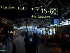 10:50 チューリッヒ発、14:30 ヘルシンキ着。
ここでの乗り継ぎも、なんのことはない、ただひたすら次の搭乗ゲートを目指せば、ちゃんとパスポートコントロールに辿り着き、出国手続きできた。