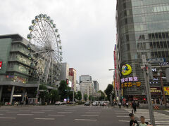 久屋大通公園から 少し東へ進み
　