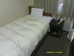 シングルベッド．