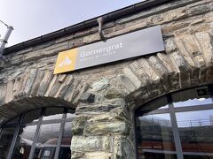 今日はゴルナーグラート展望台に来ました。
標高3000mなので流石に寒いです。