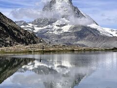 鉄道でローテンボーデンに降り、念願の逆さマッターホルン！！！！！長かった.........