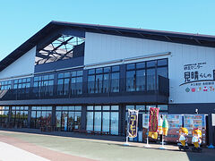 見晴らしの丘にやってきました。
見晴らしはいいけれど、砂丘がどーんと見えるわけではありませんでした。