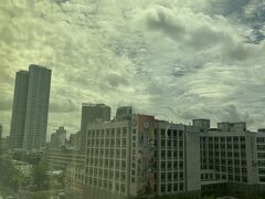 デザートを食べ終えたらタクシーでホテルに戻ります。
荷造りをして、チェックアウトです。