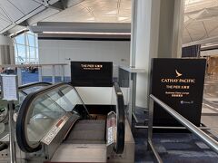 見覚えのある景色だと思ったら…
何度か利用したことがあるキャセイラウンジ「The Pier」のすぐ側だったので驚きました^^;