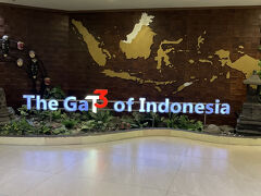 ［スカルノ-ハッタ空港 T3］到着