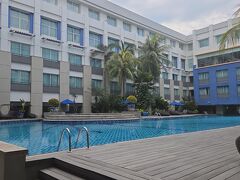 「イビス スタイルズ ジャカルタ マンガ ドゥア ホテル」の宿泊者でも無料で利用できます。